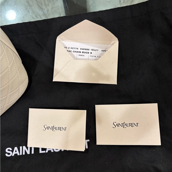 Authentic Saint Laurent Cassandra Small Bucket Bag Q - Picture 6 of 6